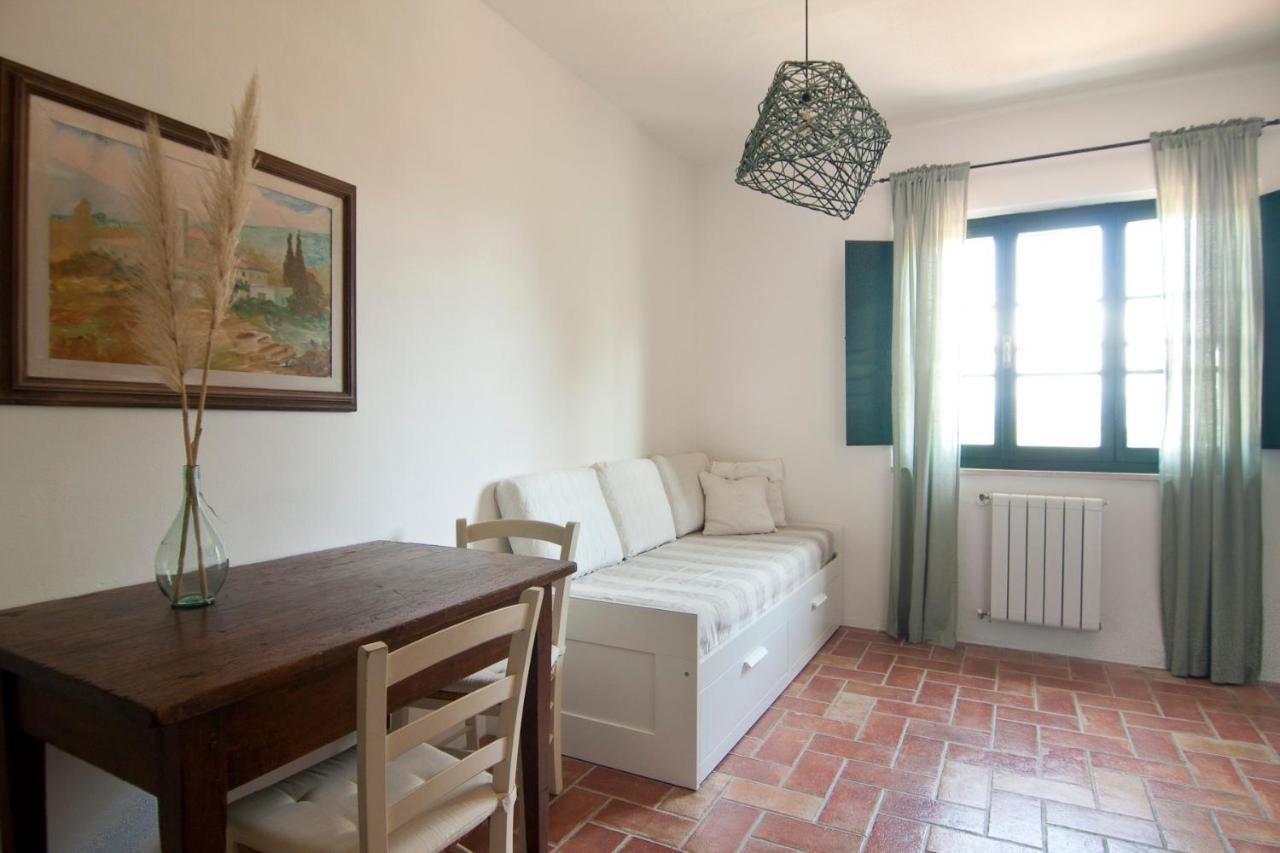 利帕贝拉Agriturismo Terenzana公寓式酒店 外观 照片