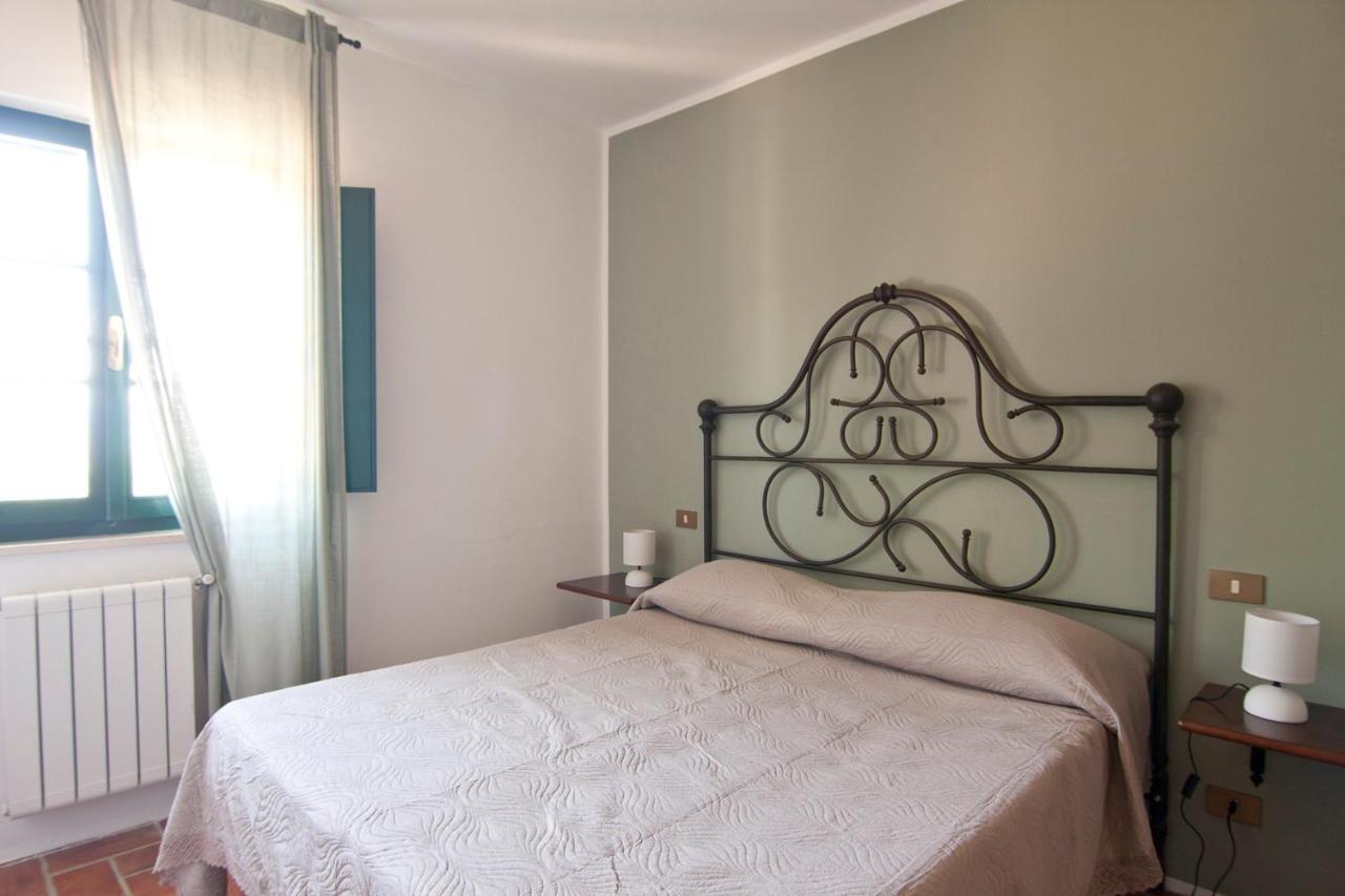利帕贝拉Agriturismo Terenzana公寓式酒店 外观 照片